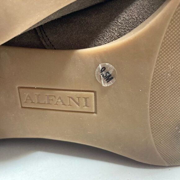 ALFANI Adison  Women’s Suede Leather Brown Booties Size 9.5 M 2” heel - Picture 3 of 12
